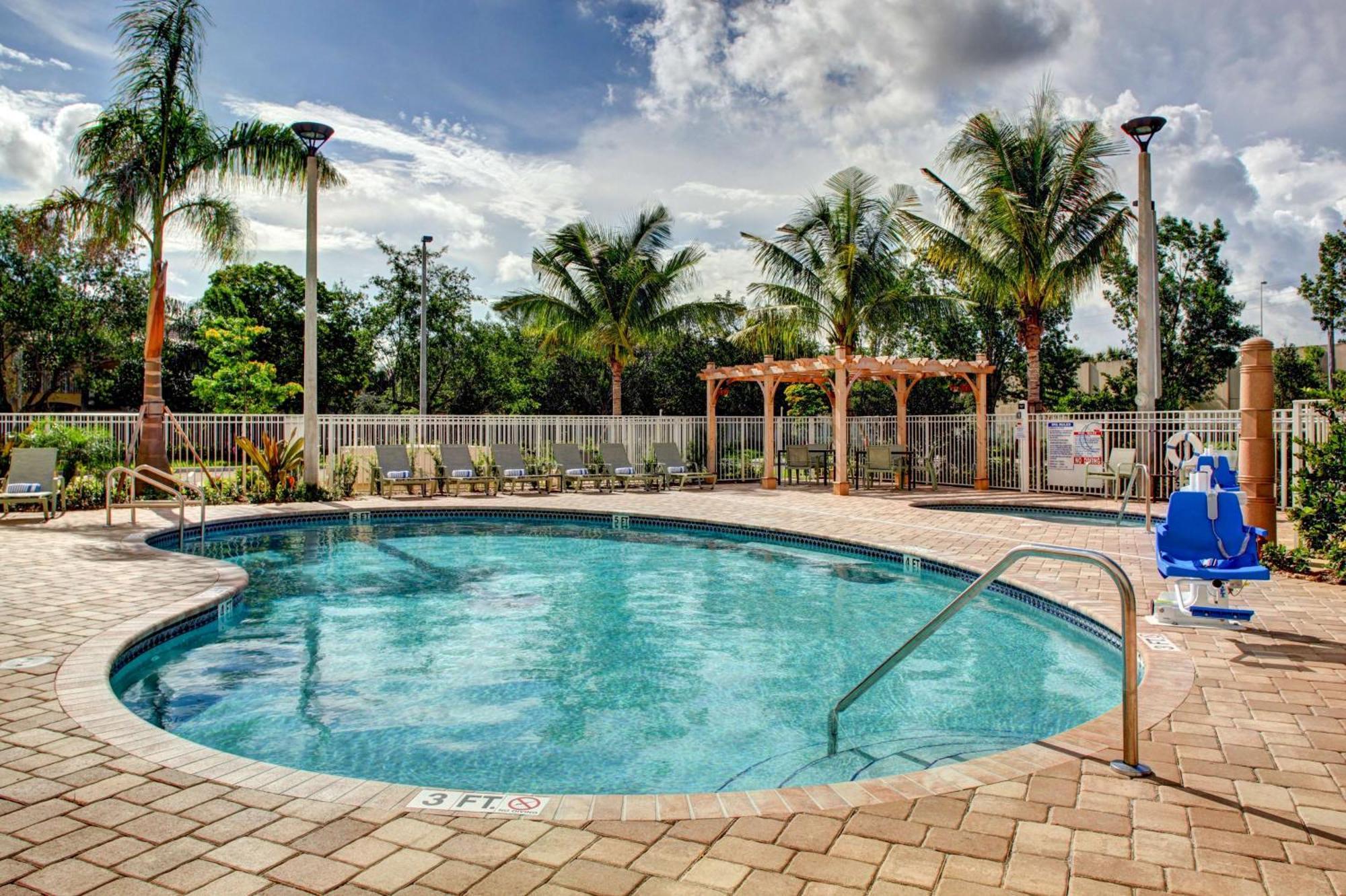 Hampton Inn And Suites Coconut Creek West Dixie Bend Ngoại thất bức ảnh